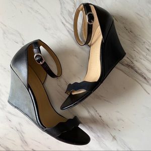 🍉 5 for $25 Sale! 🍉 
CL BY LAUNDRY BEST MATCH SCALLOPED WEDGE